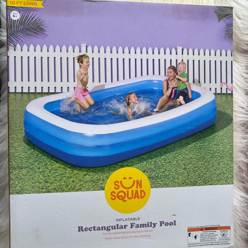 Sun Squad Inflatable Rectangular Family Pool